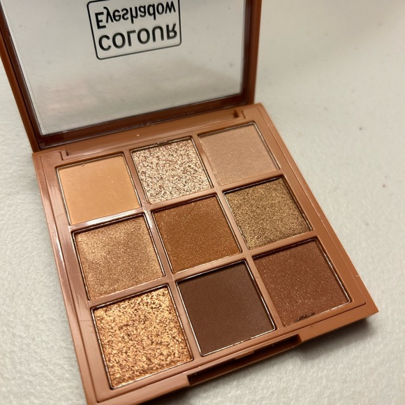 Brand new 11 piece Heng Fang makeup set in storage case - Picture 3 of 8